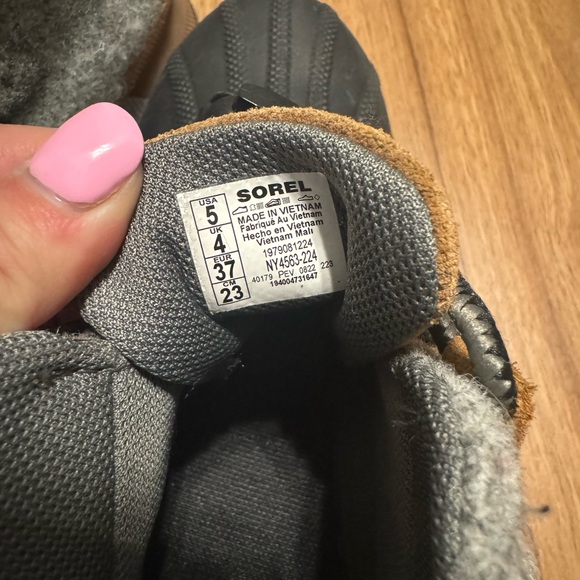 Sorrel Booties - Picture 3 of 3